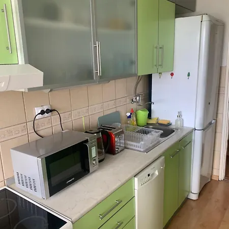 Comfort & Style Panoramic Urban Retreat 2 *