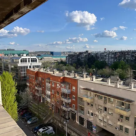 Comfort & Style Panoramic Urban Retreat 2